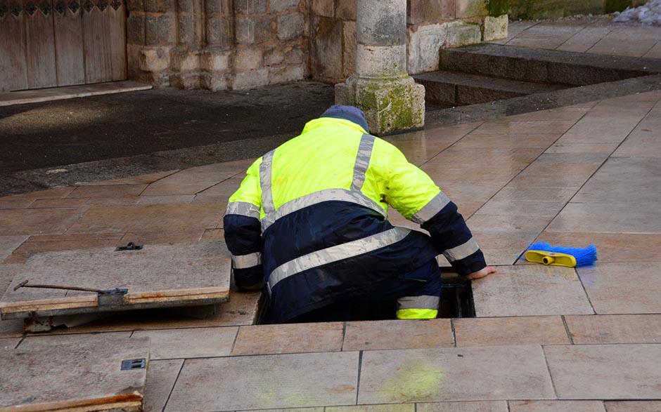 entreprise pour déboucher canalisation Méry-sur-Oise